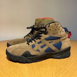 Asics Gel-Havoc Trail Shoe from 1994